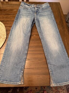 Express Women’s Straight Leg Jeans in Light Blue Wash